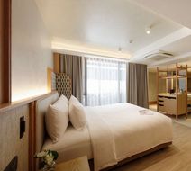 Ad Lib, Bangkok Room