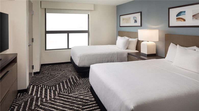 <b>Hyatt House Royal Oak/Birmingham Room</b>. Images powered by <a href="https://iceportal.shijigroup.com/" title="IcePortal" target="_blank">IcePortal</a>.