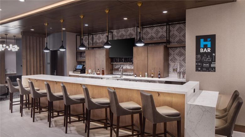 <b>Hyatt House Royal Oak/Birmingham Restaurant</b>. Images powered by <a href="https://iceportal.shijigroup.com/" title="IcePortal" target="_blank">IcePortal</a>.