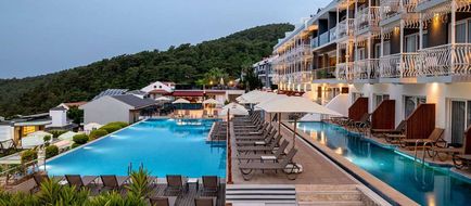 Ramada by Wyndham Fethiye Exterior