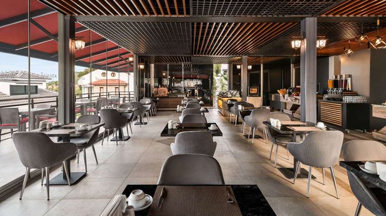 <b>Ramada by Wyndham Fethiye Restaurant</b>. Images powered by <a href="https://iceportal.shijigroup.com/" title="IcePortal" target="_blank">IcePortal</a>.