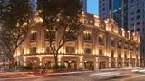 <b>QT Singapore Exterior</b>. Images powered by <a href="https://iceportal.shijigroup.com/" title="IcePortal" target="_blank">IcePortal</a>.