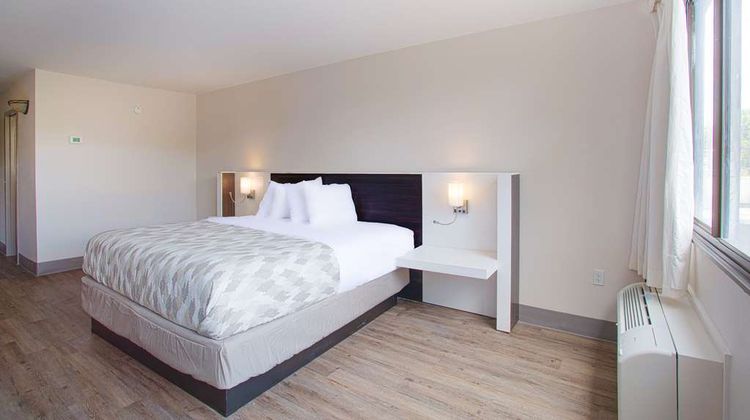 Americas Best Value Inn Winston-Salem Room