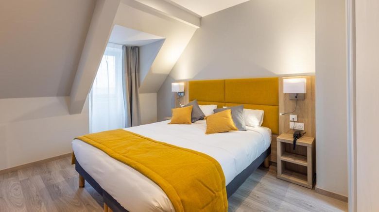 <b>Hotel Saint Augustin Room</b>. Images powered by <a href="https://iceportal.shijigroup.com/" title="IcePortal" target="_blank">IcePortal</a>.