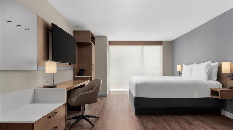 Hyatt Place/Airport Corporate Centre Suite