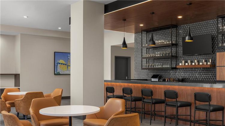 Hyatt Place/Airport Corporate Centre Restaurant