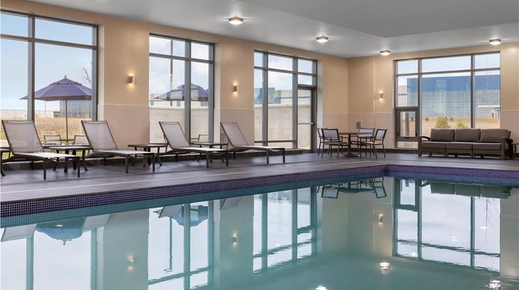 Hyatt Place/Airport Corporate Centre Pool