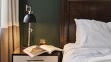 <b>The Inchcolm Room</b>. Images powered by <a href="https://iceportal.shijigroup.com/" title="IcePortal" target="_blank">IcePortal</a>.