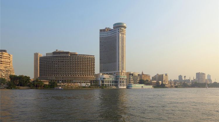 Hilton Cairo Grand Nile Exterior