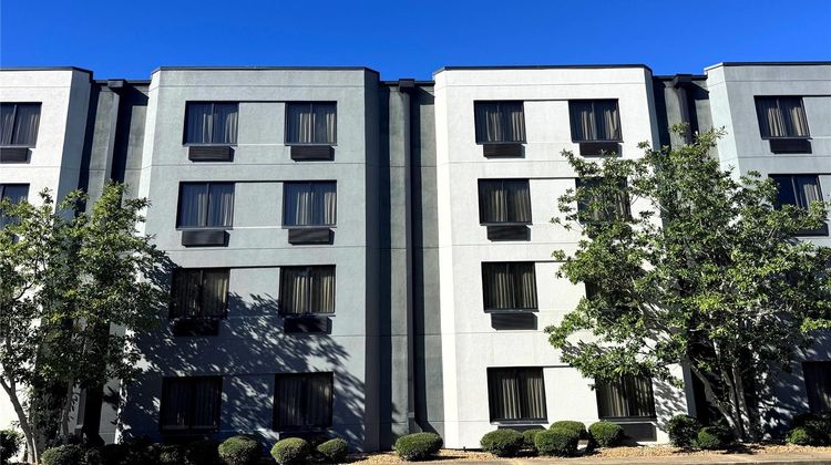 Travelodge by Wyndham Flowood Exterior