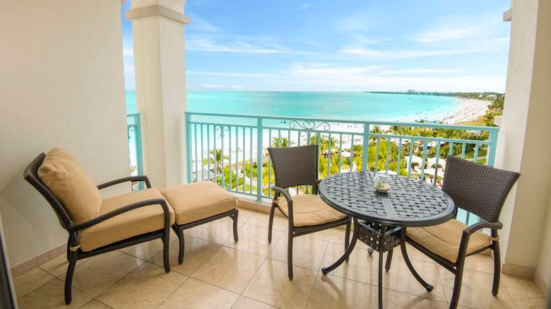 <b>Seven Stars Resort & Spa Suite</b>. Images powered by <a href="https://iceportal.shijigroup.com/" title="IcePortal" target="_blank">IcePortal</a>.