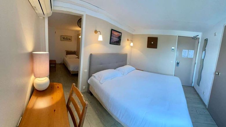 <b>Le Sud Hotel Inter-Hotel Room</b>. Images powered by <a href="https://iceportal.shijigroup.com/" title="IcePortal" target="_blank">IcePortal</a>.