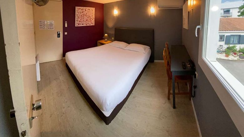 <b>Le Sud Hotel Inter-Hotel Room</b>. Images powered by <a href="https://iceportal.shijigroup.com/" title="IcePortal" target="_blank">IcePortal</a>.