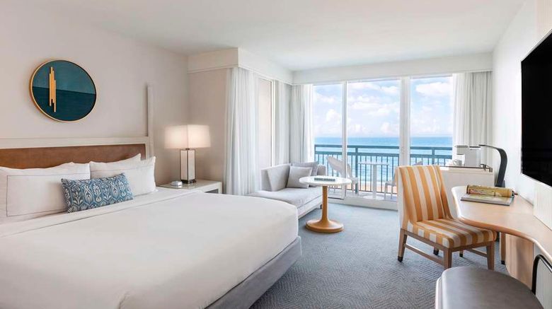 <b>The Singer Oceanfront Resort Room</b>. Images powered by <a href="https://iceportal.shijigroup.com/" title="IcePortal" target="_blank">IcePortal</a>.