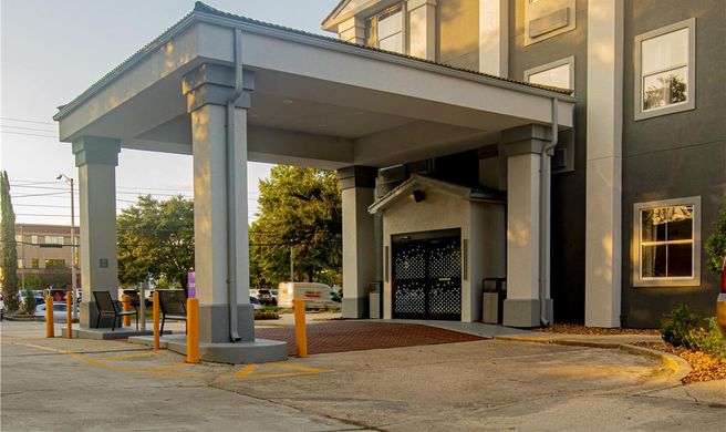 Spark by Hilton Lafayette South Exterior
