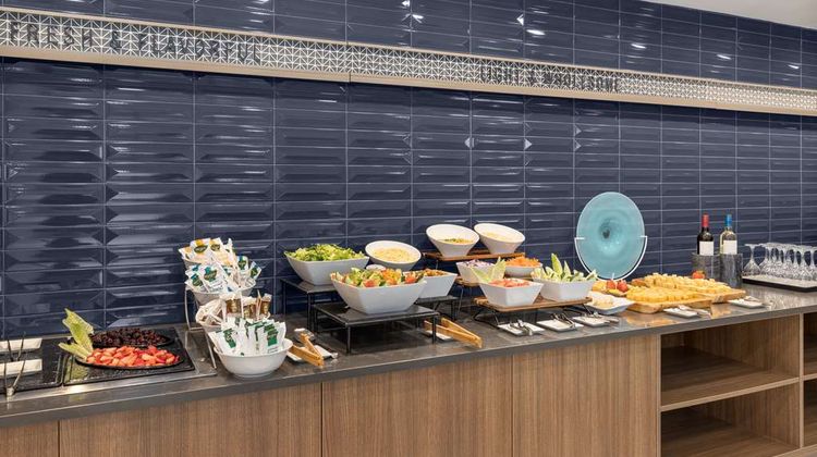Hampton Inn & Stes Downers Grove Chicago Restaurant