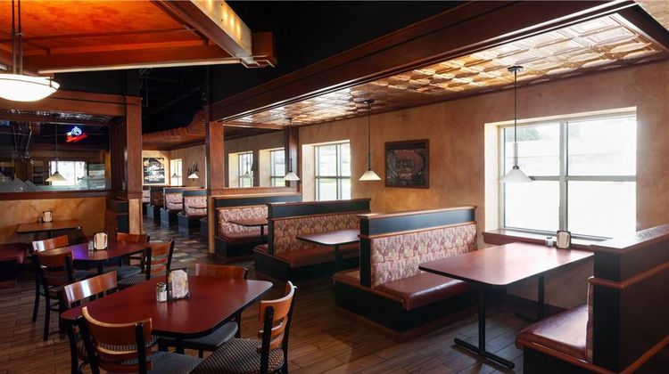 AmericInn & Suites Baraboo Event Ctr Restaurant