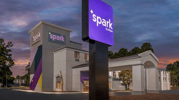 Spark by Hilton Augusta Exterior