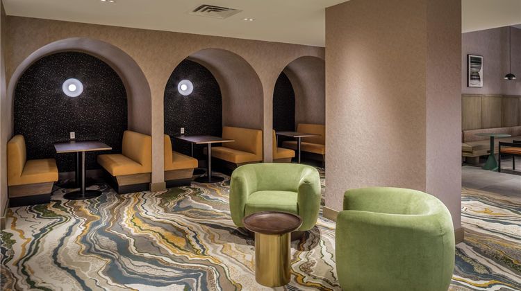 DoubleTree by Hilton Laredo Lobby
