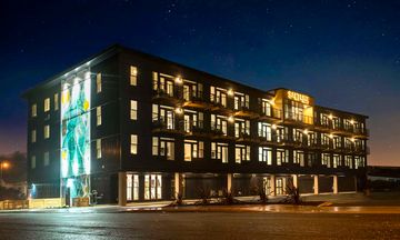 Saltline Hotel