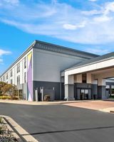 Spark Hilton Stevensville