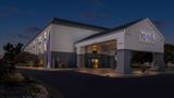 Spark Hilton Stevensville Exterior