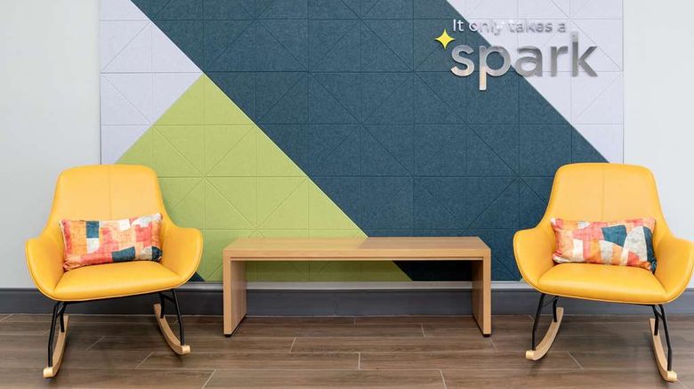 <b>Spark by Hilton Savannah South I-95 Lobby</b>. Images powered by <a href="https://iceportal.shijigroup.com/" title="IcePortal" target="_blank">IcePortal</a>.