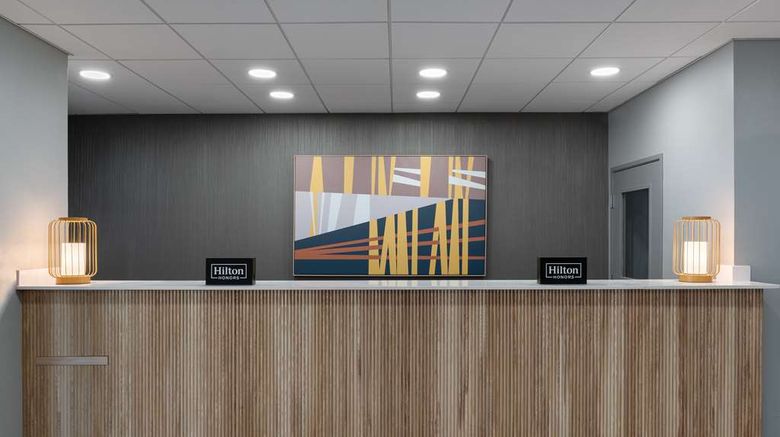 <b>Spark by Hilton Savannah South I-95 Lobby</b>. Images powered by <a href="https://iceportal.shijigroup.com/" title="IcePortal" target="_blank">IcePortal</a>.
