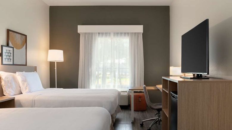 <b>Spark by Hilton Savannah South I-95 Room</b>. Images powered by <a href="https://iceportal.shijigroup.com/" title="IcePortal" target="_blank">IcePortal</a>.
