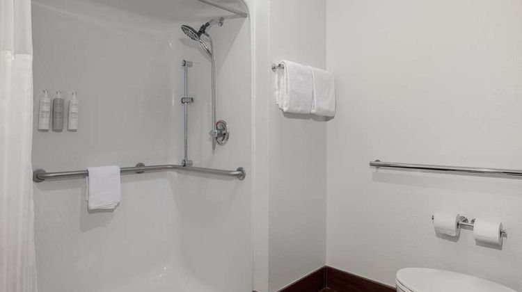 Spark by Hilton Evansville East IN Room