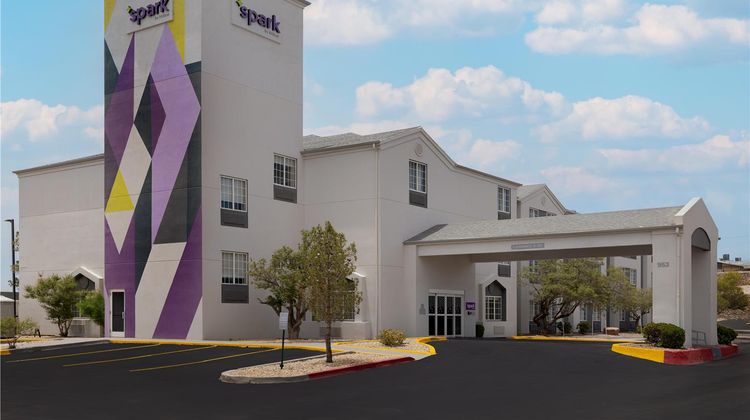 Spark by Hilton El Paso University Exterior