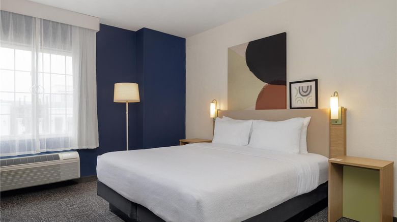 <b>Spark by Hilton El Paso University Room</b>. Images powered by <a href="https://iceportal.shijigroup.com/" title="IcePortal" target="_blank">IcePortal</a>.