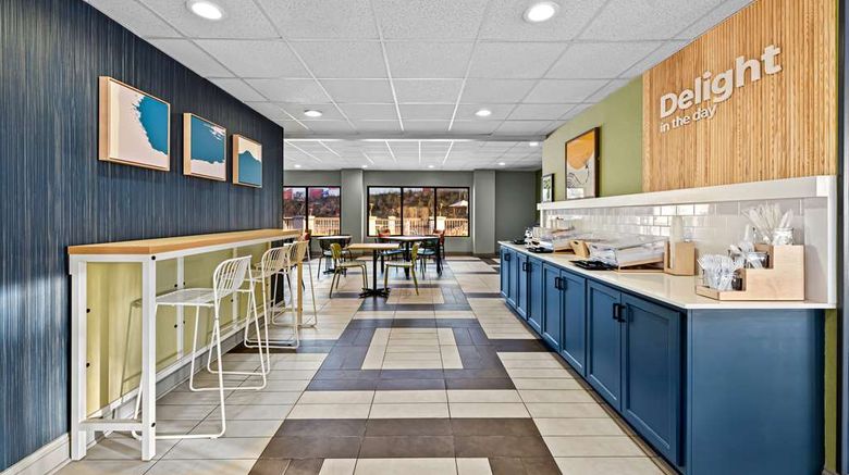 <b>Spark by Hilton Tuscaloosa University Restaurant</b>. Images powered by <a href="https://iceportal.shijigroup.com/" title="IcePortal" target="_blank">IcePortal</a>.