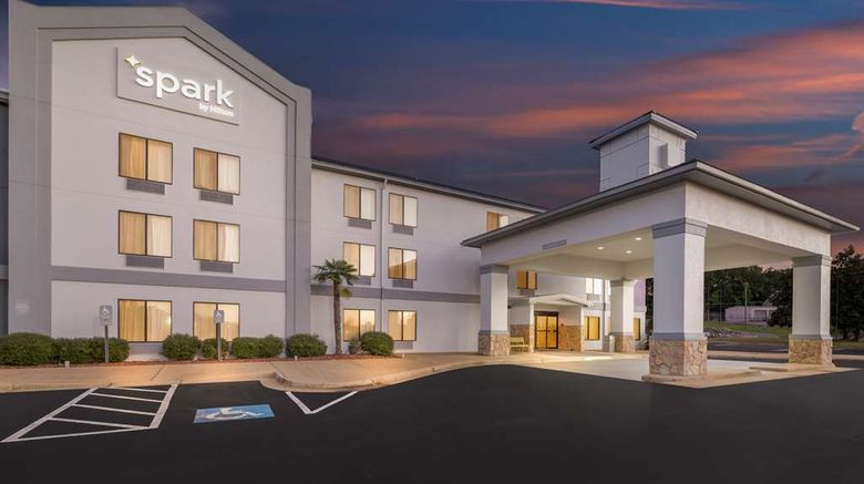 <b>Spark by Hilton Tuscaloosa University Exterior</b>. Images powered by <a href="https://iceportal.shijigroup.com/" title="IcePortal" target="_blank">IcePortal</a>.