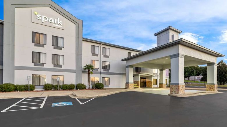 Spark by Hilton Tuscaloosa University Exterior. Images powered by <a href="https://iceportal.shijigroup.com" target="_blank" rel="noopener">Ice Portal</a>.