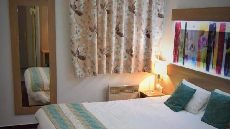 <b>Contact Hotel Utah Beach Room</b>. Images powered by <a href="https://iceportal.shijigroup.com/" title="IcePortal" target="_blank">IcePortal</a>.