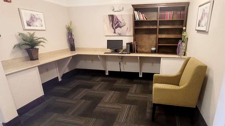 <b>Kemah Edgewater Hotel, SureStay Coll Other</b>. Images powered by <a href="https://iceportal.shijigroup.com/" title="IcePortal" target="_blank">IcePortal</a>.