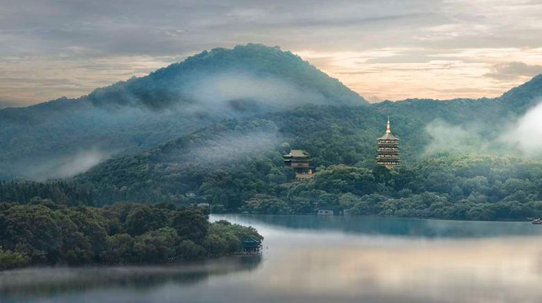 <b>Hilton Garden Inn Hangzhou West Lake Recreation</b>. Images powered by <a href="https://iceportal.shijigroup.com/" title="IcePortal" target="_blank">IcePortal</a>.
