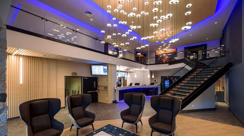 <b>Universel Hotel Lobby</b>. Images powered by <a href="https://iceportal.shijigroup.com/" title="IcePortal" target="_blank">IcePortal</a>.