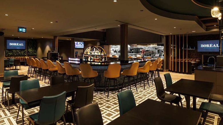 <b>Universel Hotel Restaurant</b>. Images powered by <a href="https://iceportal.shijigroup.com/" title="IcePortal" target="_blank">IcePortal</a>.