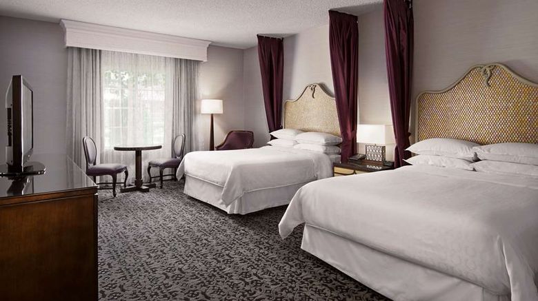 <b>Anaheim Majestic Garden Hotel Room</b>. Images powered by <a href="https://iceportal.shijigroup.com/" title="IcePortal" target="_blank">IcePortal</a>.