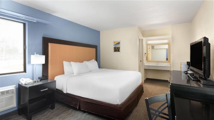 Days Inn Mackinaw City/Bridge Room