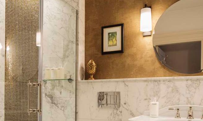 The Cliff Townhouse Room