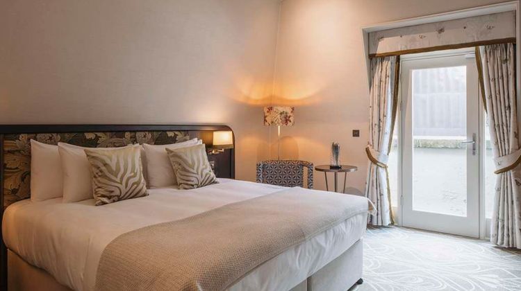 The Cliff Townhouse Room