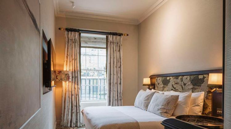The Cliff Townhouse Room