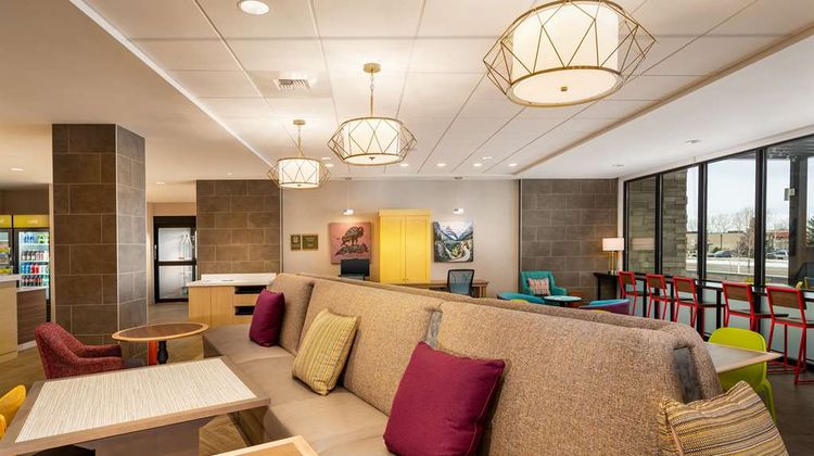Home2 Suites by Hilton Bozeman Midtown Lobby