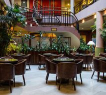 Hotel Memling Lobby