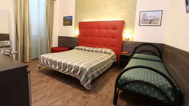 Hotel Piola Room