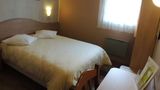 <b>Lerelais du Parisis Room</b>. Images powered by <a href="https://iceportal.shijigroup.com/" title="IcePortal" target="_blank">IcePortal</a>.