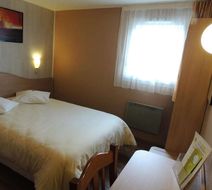 Lerelais du Parisis Room